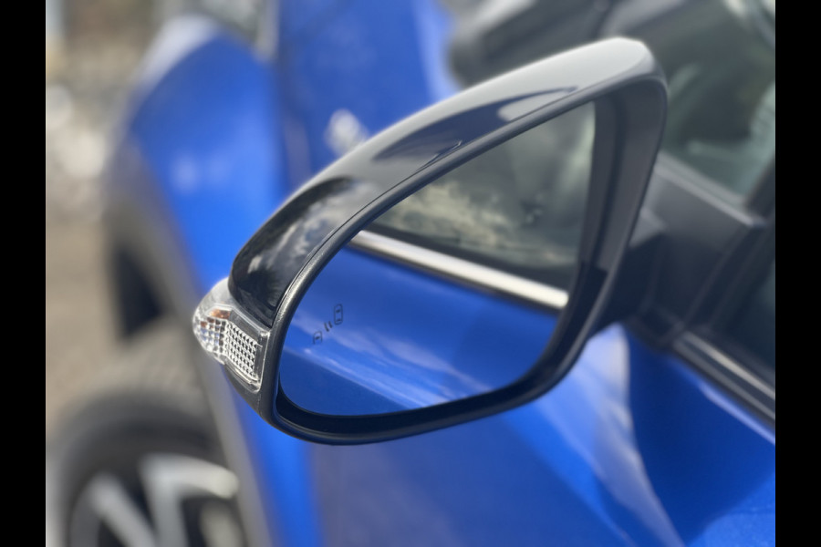 Toyota C-HR 2.0 Hybrid Team D | Navi | Carplay | Dodehoek | Park Assist | Camera