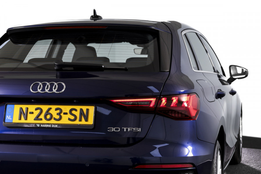 Audi A3 Sportback 30 TFSI Advanced edition 110 PK - Automaat | Dig. Cockpit | Adapt. Cruise | PDC | NAV + App. Connect | ECC | DAB | LM 17" |