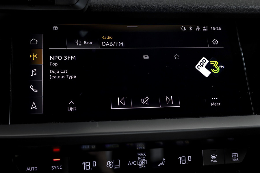 Audi A3 Sportback 30 TFSI Advanced edition 110 PK - Automaat | Dig. Cockpit | Adapt. Cruise | PDC | NAV + App. Connect | ECC | DAB | LM 17" |