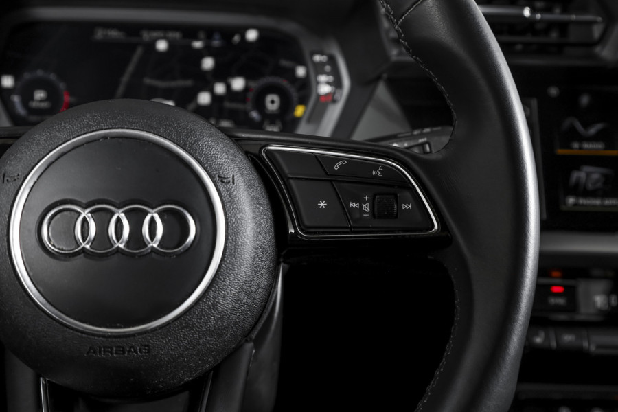 Audi A3 Sportback 30 TFSI Advanced edition 110 PK - Automaat | Dig. Cockpit | Adapt. Cruise | PDC | NAV + App. Connect | ECC | DAB | LM 17" |