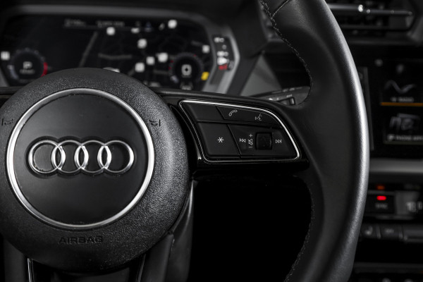 Audi A3 Sportback 30 TFSI Advanced edition 110 PK - Automaat | Dig. Cockpit | Adapt. Cruise | PDC | NAV + App. Connect | ECC | DAB | LM 17" |