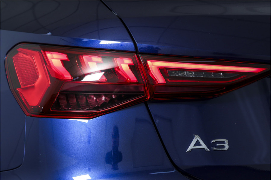 Audi A3 Sportback 30 TFSI Advanced edition 110 PK - Automaat | Dig. Cockpit | Adapt. Cruise | PDC | NAV + App. Connect | ECC | DAB | LM 17" |