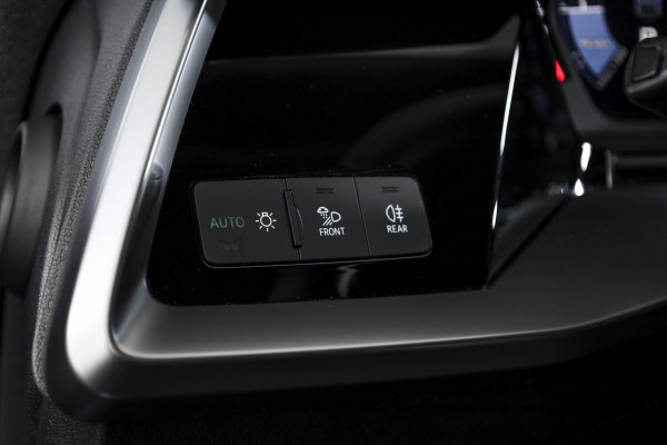 Audi A3 Sportback 30 TFSI Advanced edition 110 PK - Automaat | Dig. Cockpit | Adapt. Cruise | PDC | NAV + App. Connect | ECC | DAB | LM 17" |