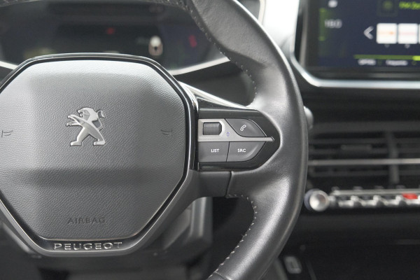 Peugeot 2008 PureTech 100 Allure | Camera | Navigatie | Apple Carplay | Parkeersensoren