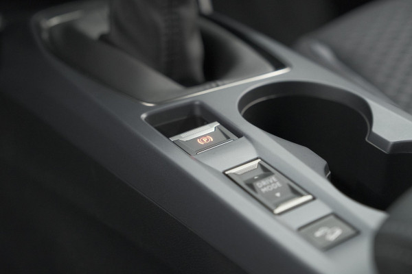 Peugeot 2008 PureTech 100 Allure | Camera | Navigatie | Apple Carplay | Parkeersensoren
