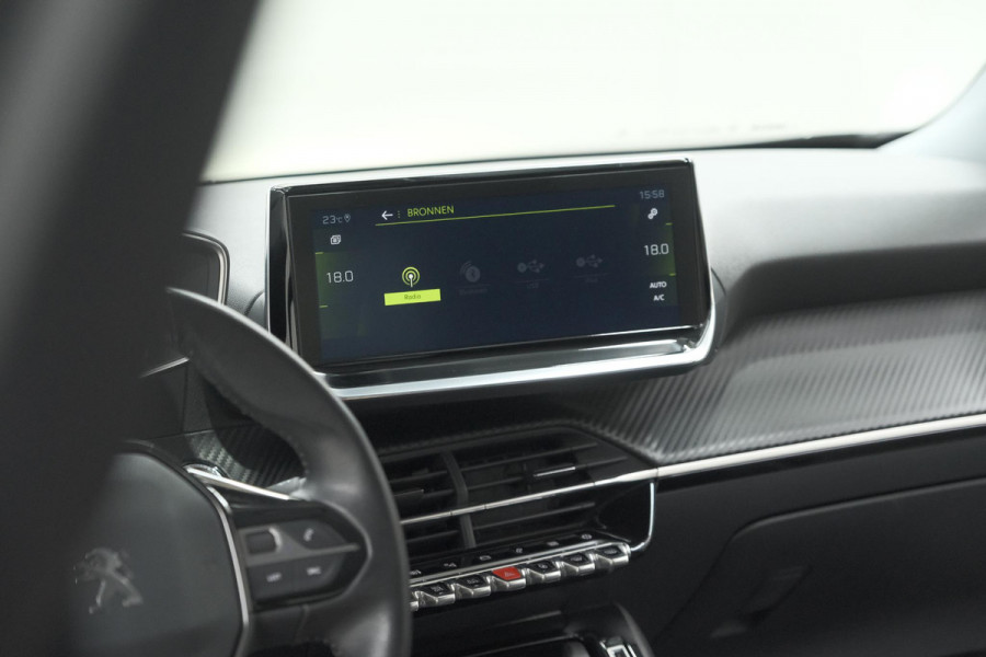 Peugeot 2008 PureTech 100 Allure | Camera | Navigatie | Apple Carplay | Parkeersensoren