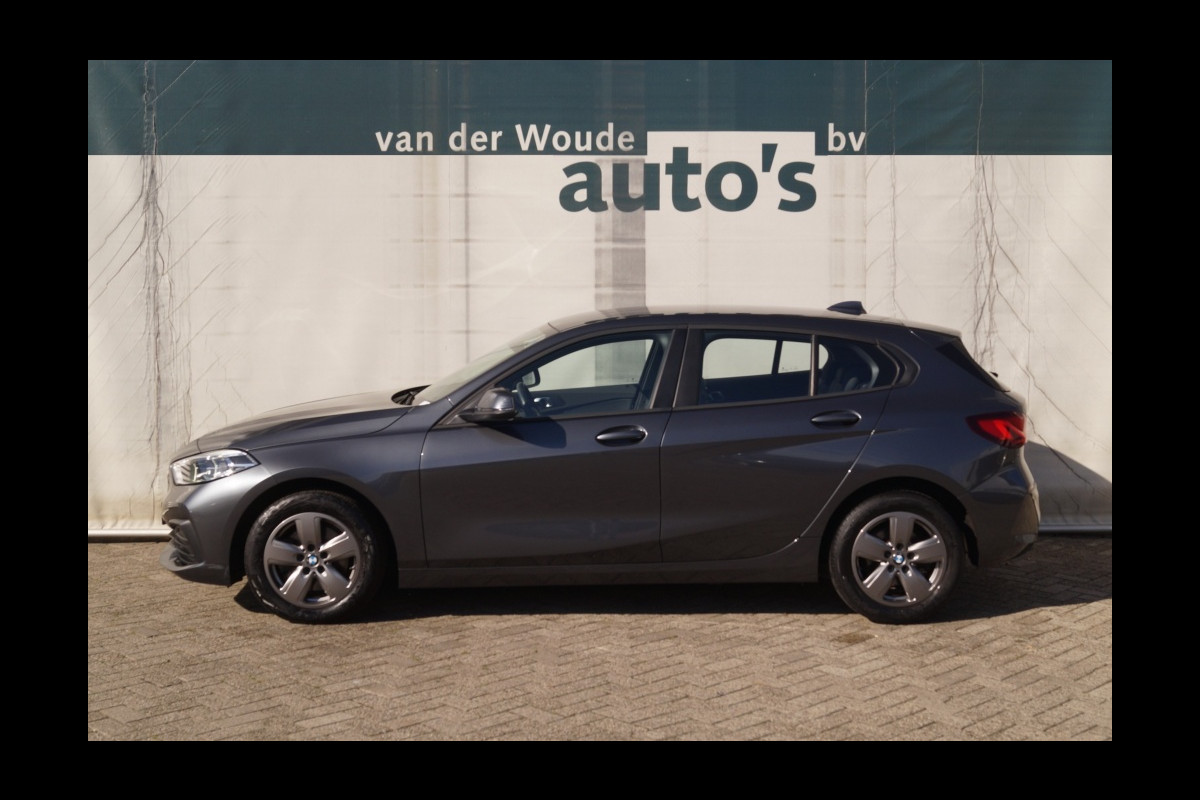 BMW 1-serie 116d Automaat Executive Sport -NAVI-ECC-PDC-