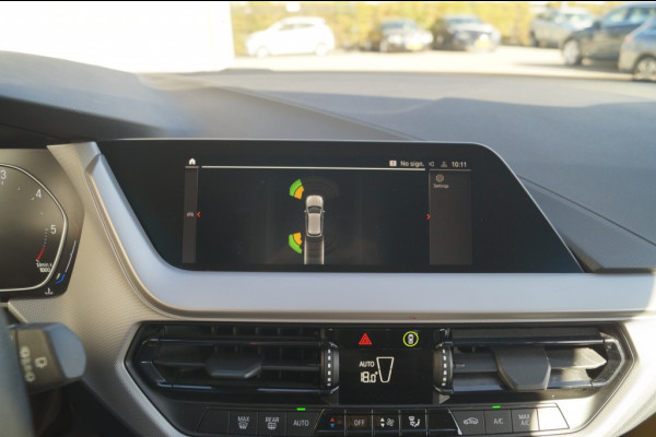 BMW 1-serie 116d Automaat Executive Sport -NAVI-ECC-PDC-