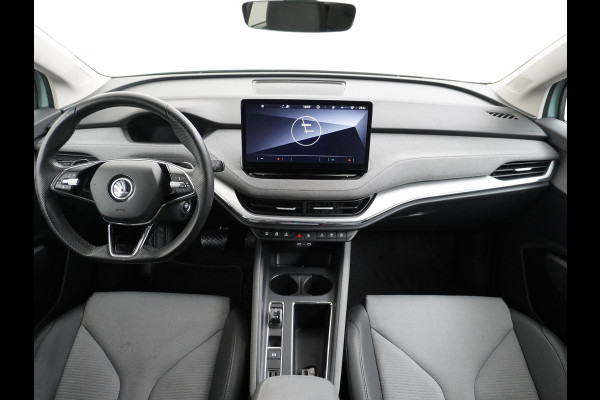 Škoda ENYAQ iV 60 180PK Apple Carplay Android NaviCamera 20" Matrix-Led Pdc-a+v Ecc Lmv Parkeerpakket Stoel+Stuurverwarming Comfortpakket Sport Lichtpakket Dab Keyless advanced Bluetooth Cruise ControlRijstrooksensor Connected services Privacy Glas 1e Eigenaar Nieuwprijs €45.125 Origineel Nederlandse Auto
