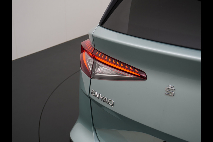 Škoda ENYAQ iV 60 180PK Apple Carplay Android NaviCamera 20" Matrix-Led Pdc-a+v Ecc Lmv Parkeerpakket Stoel+Stuurverwarming Comfortpakket Sport Lichtpakket Dab Keyless advanced Bluetooth Cruise ControlRijstrooksensor Connected services Privacy Glas 1e Eigenaar Nieuwprijs €45.125 Origineel Nederlandse Auto