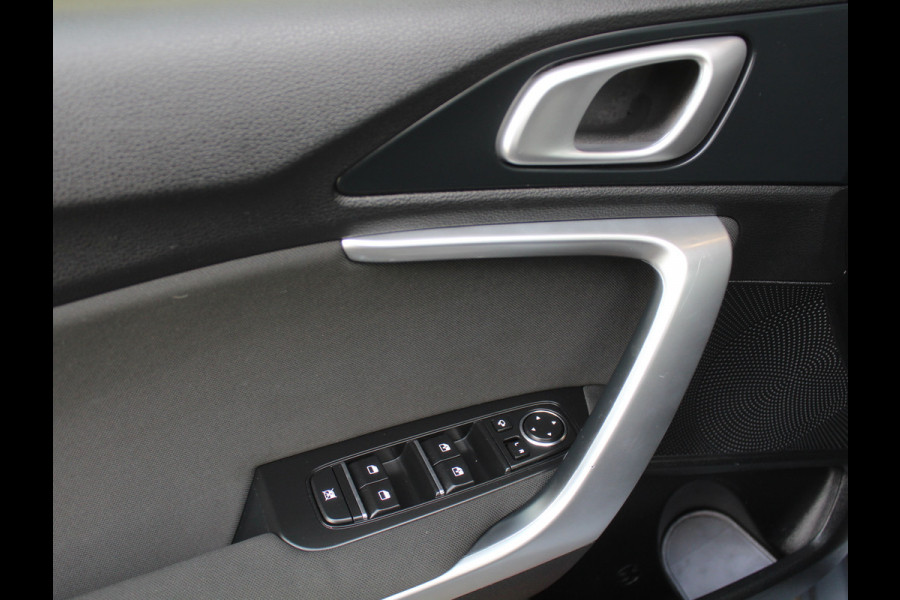 Kia Ceed Sportswagon 1.5 T-GDi DynamicLine CLIMATE | CARPLAY | CAMERA | ADAPCRUISE | LED | DAB | NAVI | LMV