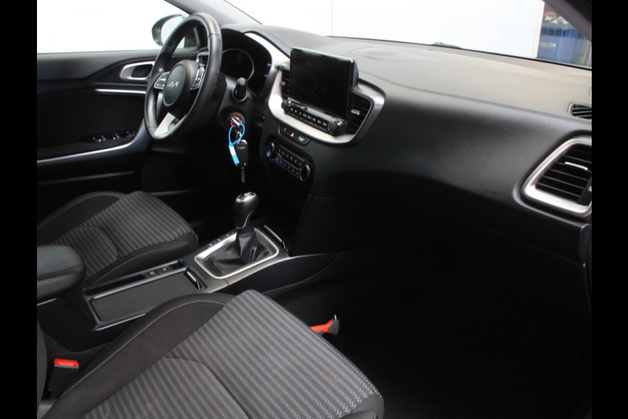 Kia Ceed Sportswagon 1.5 T-GDi DynamicLine CLIMATE | CARPLAY | CAMERA | ADAPCRUISE | LED | DAB | NAVI | LMV
