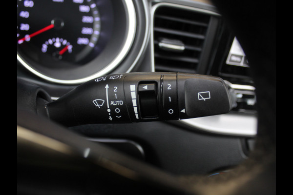 Kia Ceed Sportswagon 1.5 T-GDi DynamicLine CLIMATE | CARPLAY | CAMERA | ADAPCRUISE | LED | DAB | NAVI | LMV