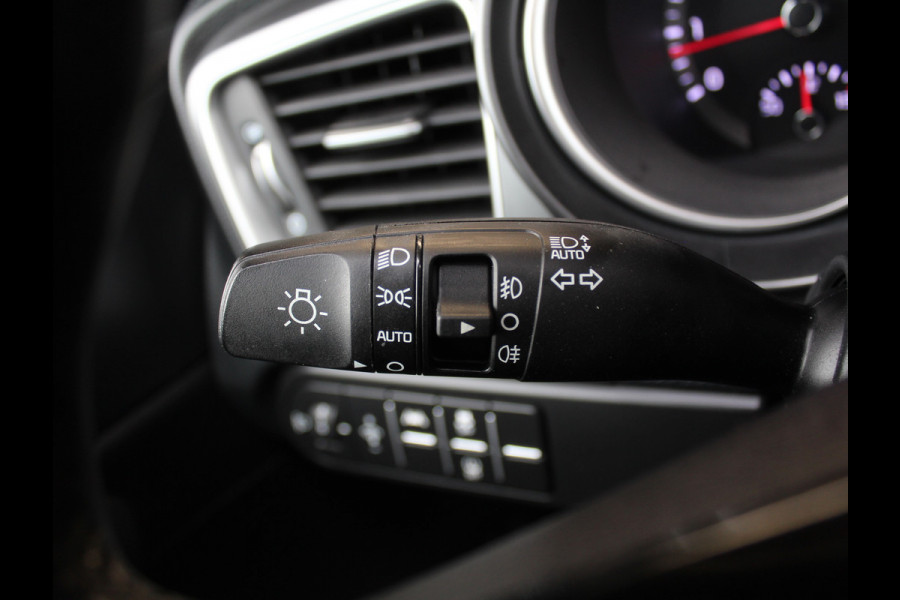 Kia Ceed Sportswagon 1.5 T-GDi DynamicLine CLIMATE | CARPLAY | CAMERA | ADAPCRUISE | LED | DAB | NAVI | LMV