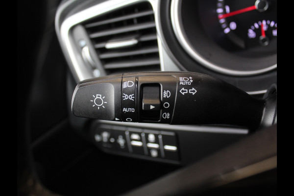 Kia Ceed Sportswagon 1.5 T-GDi DynamicLine CLIMATE | CARPLAY | CAMERA | ADAPCRUISE | LED | DAB | NAVI | LMV