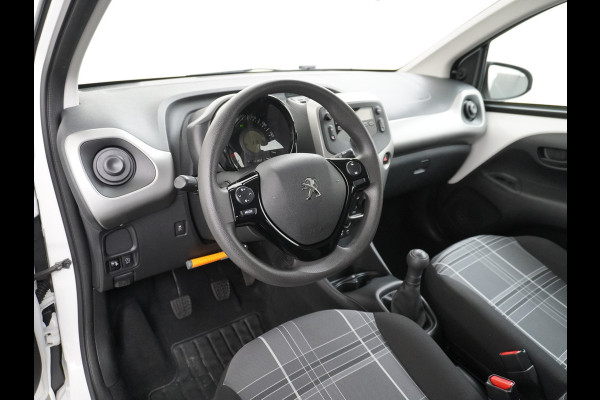 Peugeot 108 1.0I 70PK e-VTi 5Drs Airco Isofix ESP CV met afstandsbediening Elek.ramen Active BluetoothPack Premium **SLECHTS 31.518 KM **  € 23,- Wegenbelasting p/m 100% Dealeronderhouden Origineel Nederlandse Auto