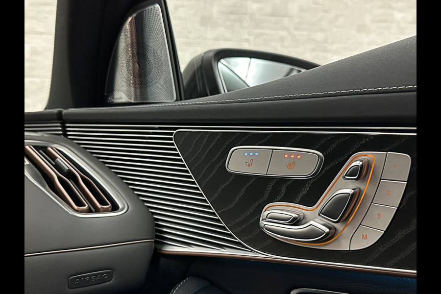 Mercedes-Benz EQC AMG Premium | 360 Camera | Distronic + | Stoelventilatie | Burmester | 21" | Headup | Keyless-Go | Trekhaak | 2x Memory | Achterbankverwarming | Sfeerverlichting | Carplay | Panodak | Widescreen | 12-2019 | 69dkm! Bovag Garantie |