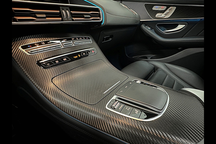 Mercedes-Benz EQC AMG Premium | 360 Camera | Distronic + | Stoelventilatie | Burmester | 21" | Headup | Keyless-Go | Trekhaak | 2x Memory | Achterbankverwarming | Sfeerverlichting | Carplay | Panodak | Widescreen | 12-2019 | 69dkm! Bovag Garantie |
