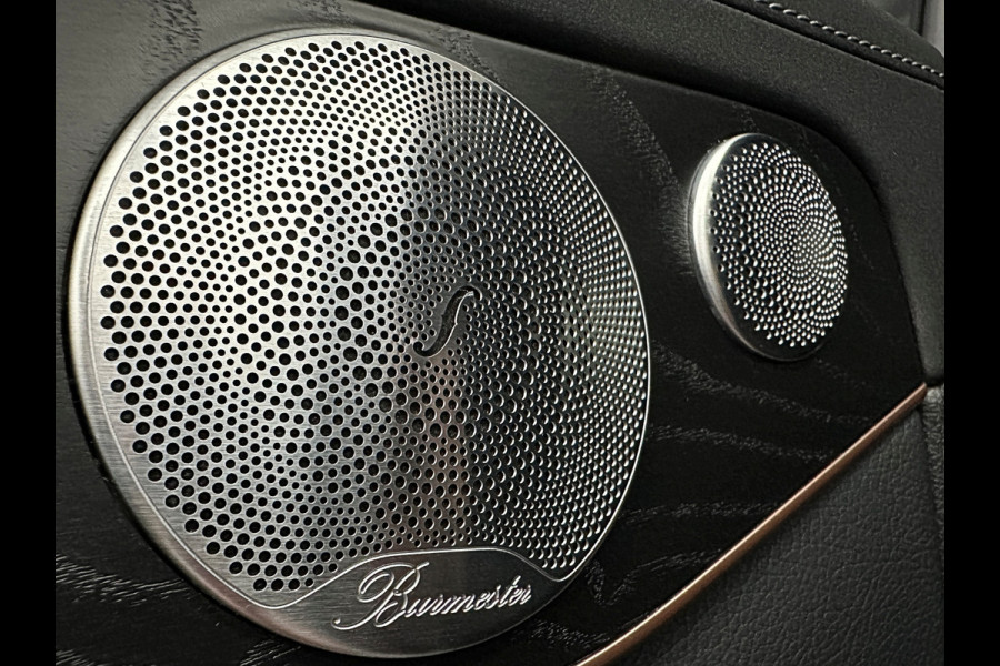 Mercedes-Benz EQC AMG Premium | 360 Camera | Distronic + | Stoelventilatie | Burmester | 21" | Headup | Keyless-Go | Trekhaak | 2x Memory | Achterbankverwarming | Sfeerverlichting | Carplay | Panodak | Widescreen | 12-2019 | 69dkm! Bovag Garantie |