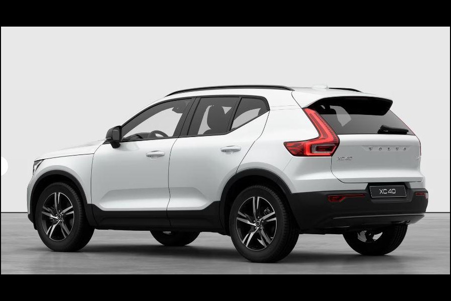 Volvo XC40 B4 211PK Automaat Plus Dark / Extra getint glas / Microtech/Nubuck / Camera achter