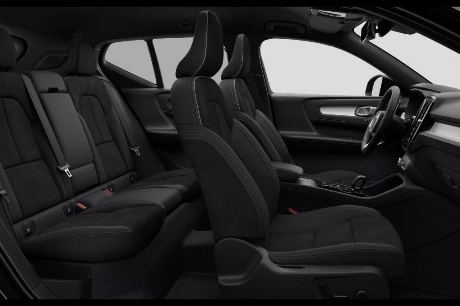 Volvo XC40 B4 211PK Automaat Plus Dark / Extra getint glas / Microtech/Nubuck / Camera achter