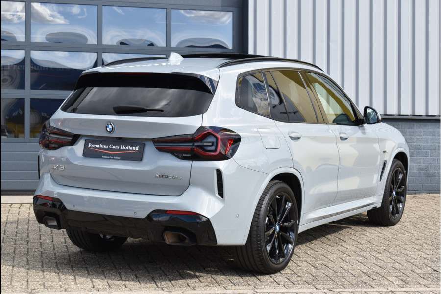BMW X3 xDrive30e M-Sport Pakket 292 Pk Brooklyn Grau 12-2021 Laser Led Pano Navi Leder HUD Camera Carbon Trekhaak 20 Inch