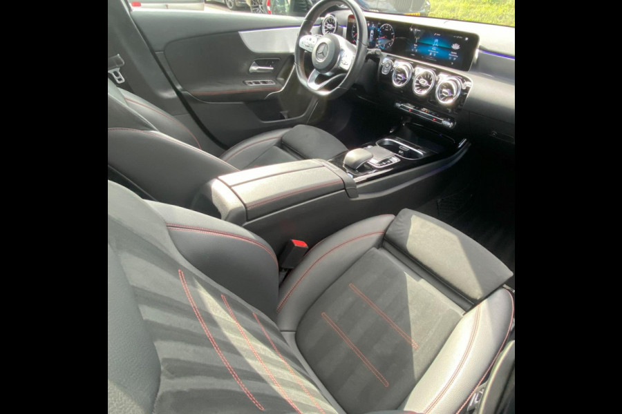 Mercedes-Benz A-Klasse 250 Premium Plus AMG/ Pano/ Burmester/ Sfeer/ VC