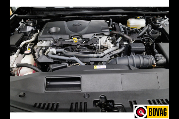 Toyota Camry 2.5 Hybrid Premium Leer | Elektrisch verst.stoelen | Adaptive cruise | JBL Audio Camera, Navigatie, Stoelverwarming, Keyless, Zeer luxe uitgevoerd