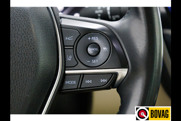 Toyota Camry 2.5 Hybrid Premium Leer | Elektrisch verst.stoelen | Adaptive cruise | JBL Audio Camera, Navigatie, Stoelverwarming, Keyless, Zeer luxe uitgevoerd