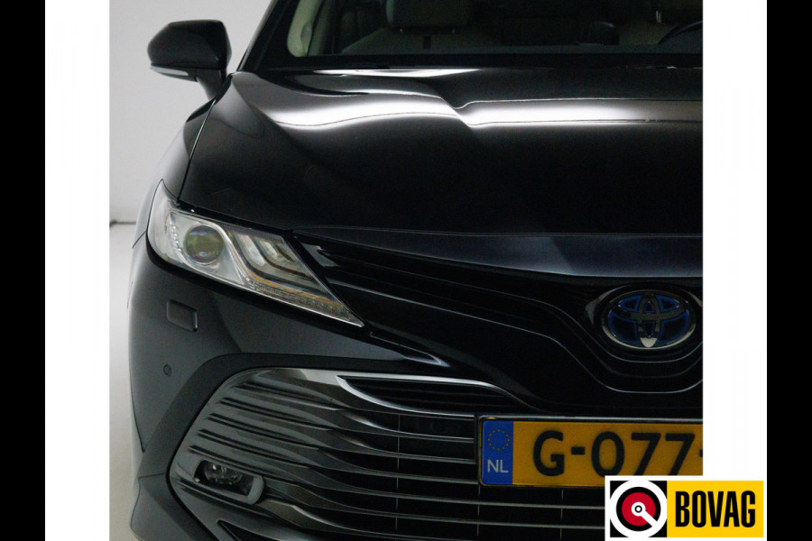 Toyota Camry 2.5 Hybrid Premium Leer | Elektrisch verst.stoelen | Adaptive cruise | JBL Audio Camera, Navigatie, Stoelverwarming, Keyless, Zeer luxe uitgevoerd