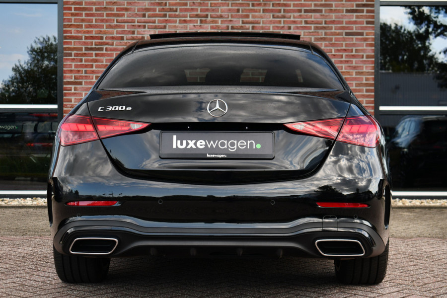 Mercedes-Benz C-Klasse 300 e AMG Line Pano Night Trekhaak Camera