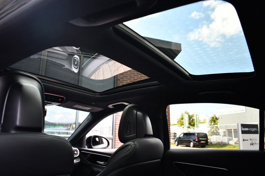 Mercedes-Benz C-Klasse 300 e AMG Line Pano Night Trekhaak Camera