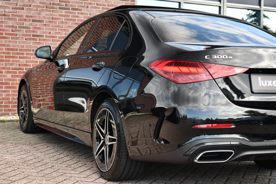 Mercedes-Benz C-Klasse 300 e AMG Line Pano Night Trekhaak Camera