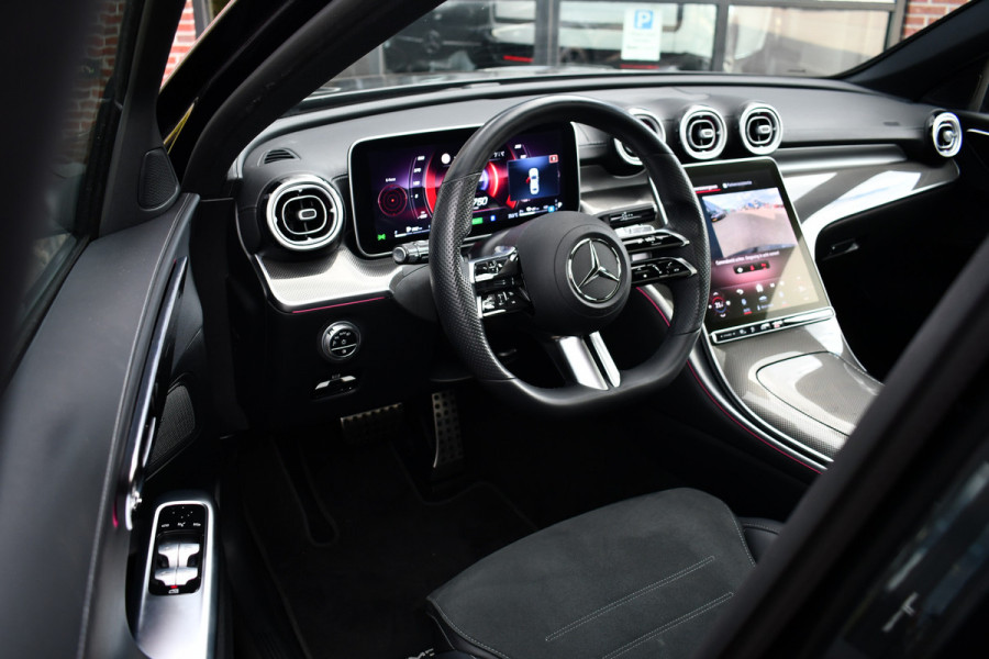 Mercedes-Benz C-Klasse 300 e AMG Line Pano Night Trekhaak Camera