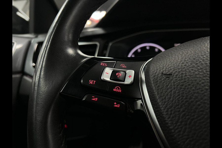 Volkswagen Polo 1.0 TSI Highline Carplay | Clima| ACC |LED |