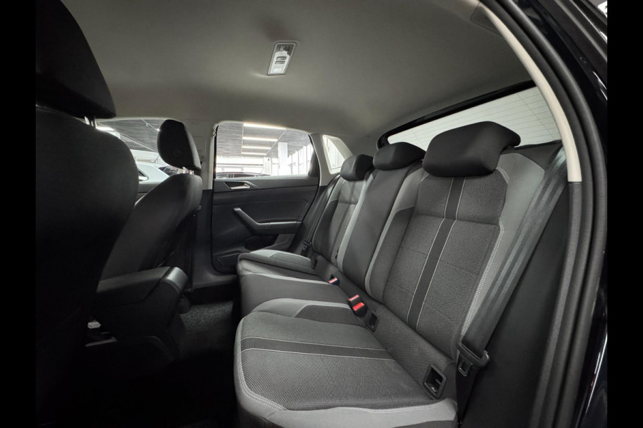 Volkswagen Polo 1.0 TSI Highline Carplay | Clima| ACC |LED |