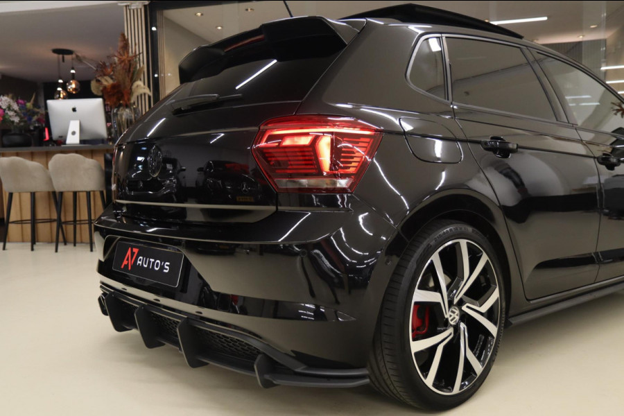 Volkswagen Polo 2.0 TSI GTI PANO / NAVI / CARPLAY / BEATS SOUND / VOL