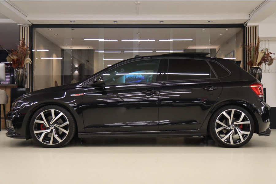 Volkswagen Polo 2.0 TSI GTI PANO / NAVI / CARPLAY / BEATS SOUND / VOL