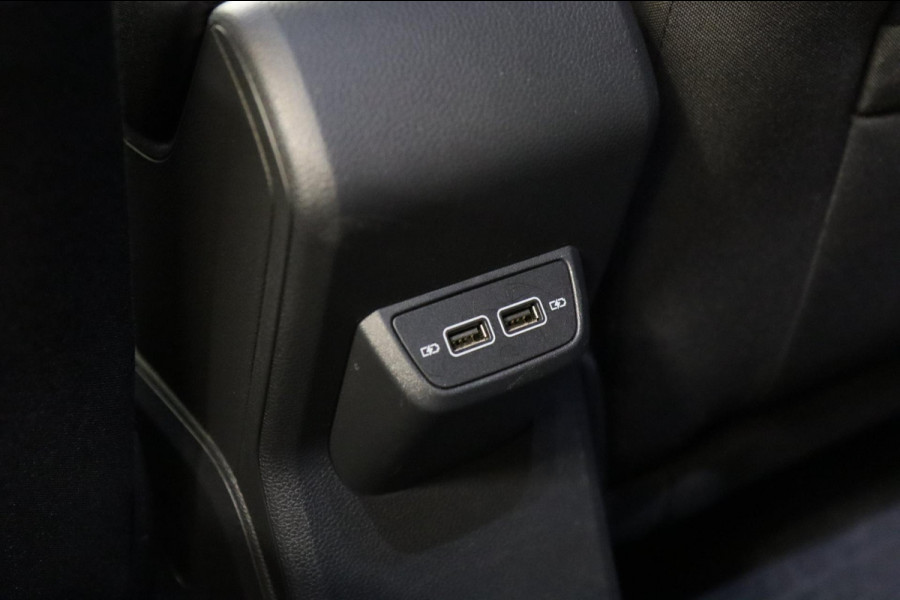 Volkswagen Polo 2.0 TSI GTI PANO / NAVI / CARPLAY / BEATS SOUND / VOL