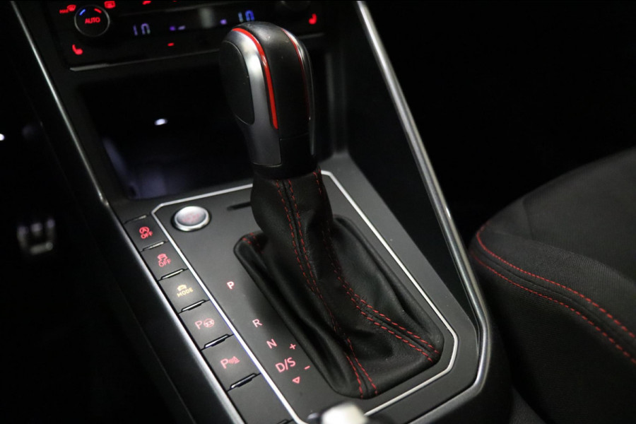 Volkswagen Polo 2.0 TSI GTI PANO / NAVI / CARPLAY / BEATS SOUND / VOL