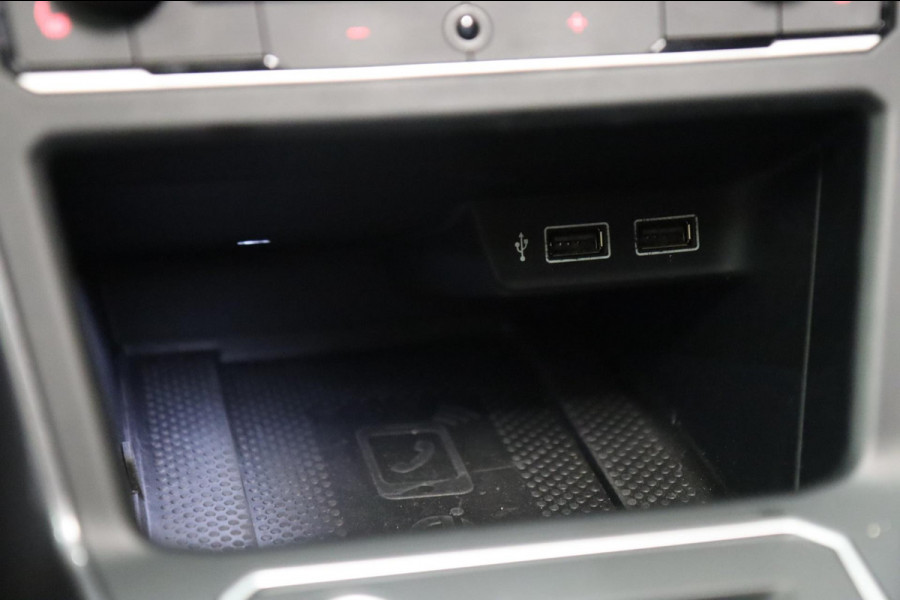 Volkswagen Polo 2.0 TSI GTI PANO / NAVI / CARPLAY / BEATS SOUND / VOL