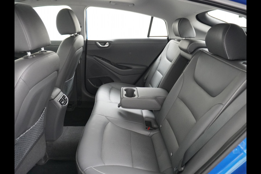 Hyundai IONIQ Premium EV Leer+elektr.Verst.+Verwarmd Schuif/Kan-dak Adapive-Cruise Apple Carplay Android Auto Navi Ecc Camera Pdc Bank+stoel+S Memory Keyless DAB Stoel Elek.Verstelbaar Led Bluetooth Regensensor Rijstrooksensor Origineel Nederlandse Auto Zeer Compleet!