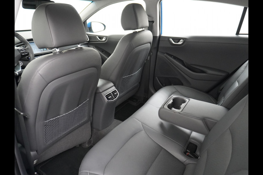 Hyundai IONIQ Premium EV Leer+elektr.Verst.+Verwarmd Schuif/Kan-dak Adapive-Cruise Apple Carplay Android Auto Navi Ecc Camera Pdc Bank+stoel+S Memory Keyless DAB Stoel Elek.Verstelbaar Led Bluetooth Regensensor Rijstrooksensor Origineel Nederlandse Auto Zeer Compleet!