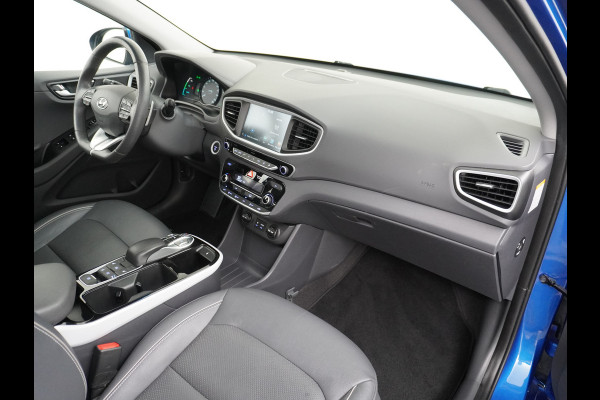 Hyundai IONIQ Premium EV Leer+elektr.Verst.+Verwarmd Schuif/Kan-dak Adapive-Cruise Apple Carplay Android Auto Navi Ecc Camera Pdc Bank+stoel+S Memory Keyless DAB Stoel Elek.Verstelbaar Led Bluetooth Regensensor Rijstrooksensor Origineel Nederlandse Auto Zeer Compleet!