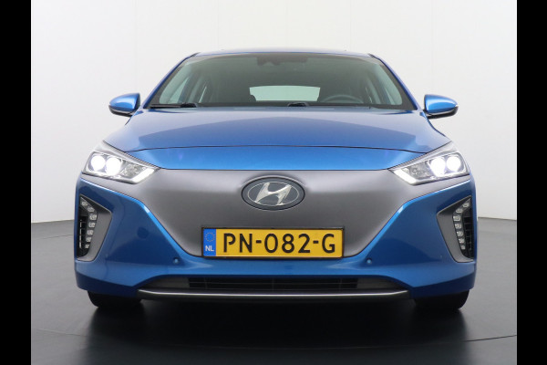 Hyundai IONIQ Premium EV Leer+elektr.Verst.+Verwarmd Schuif/Kan-dak Adapive-Cruise Apple Carplay Android Auto Navi Ecc Camera Pdc Bank+stoel+S Memory Keyless DAB Stoel Elek.Verstelbaar Led Bluetooth Regensensor Rijstrooksensor Origineel Nederlandse Auto Zeer Compleet!