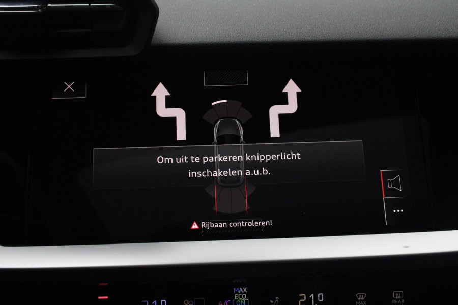 Audi A3 Sportback 40 TFSI e Edition | PANO | Stoelvw| Lane assist