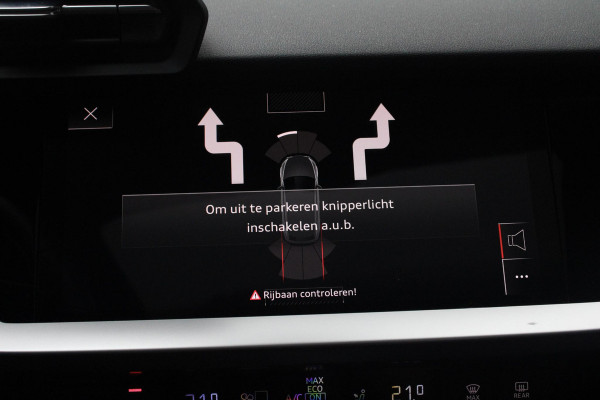 Audi A3 Sportback 40 TFSI e Edition | PANO | Stoelvw| Lane assist