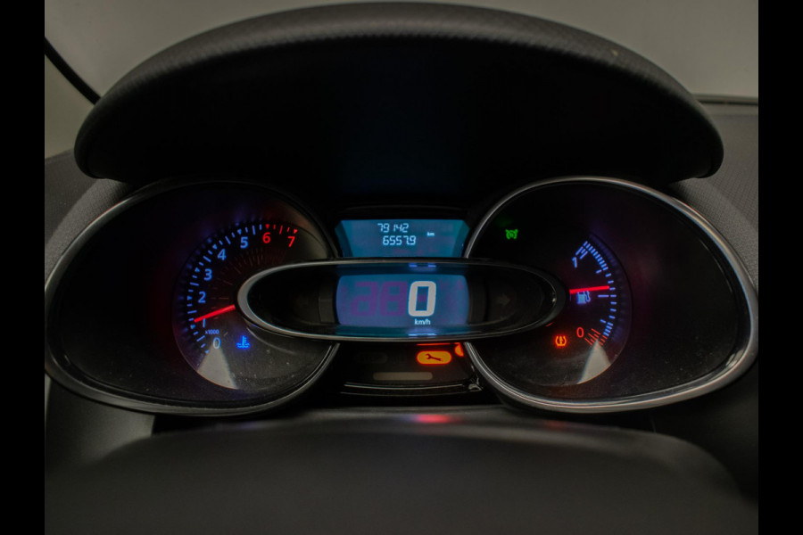 Renault Clio 0.9 TCe Sport (APPLE CARPLAY,NAVI,LED,CRUISE,CLIMATE,LM VELGEN,GETINT,SPORTSTOELEN,PDC,NETTESTAAT)