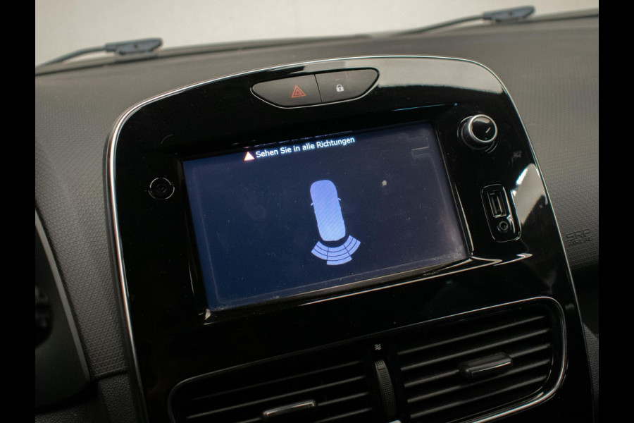 Renault Clio 0.9 TCe Sport (APPLE CARPLAY,NAVI,LED,CRUISE,CLIMATE,LM VELGEN,GETINT,SPORTSTOELEN,PDC,NETTESTAAT)