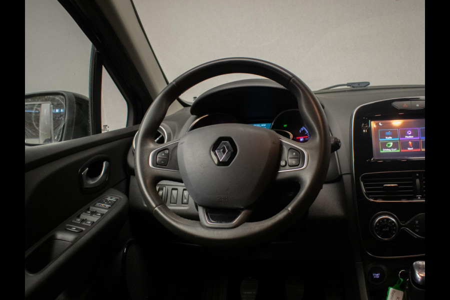 Renault Clio 0.9 TCe Sport (APPLE CARPLAY,NAVI,LED,CRUISE,CLIMATE,LM VELGEN,GETINT,SPORTSTOELEN,PDC,NETTESTAAT)